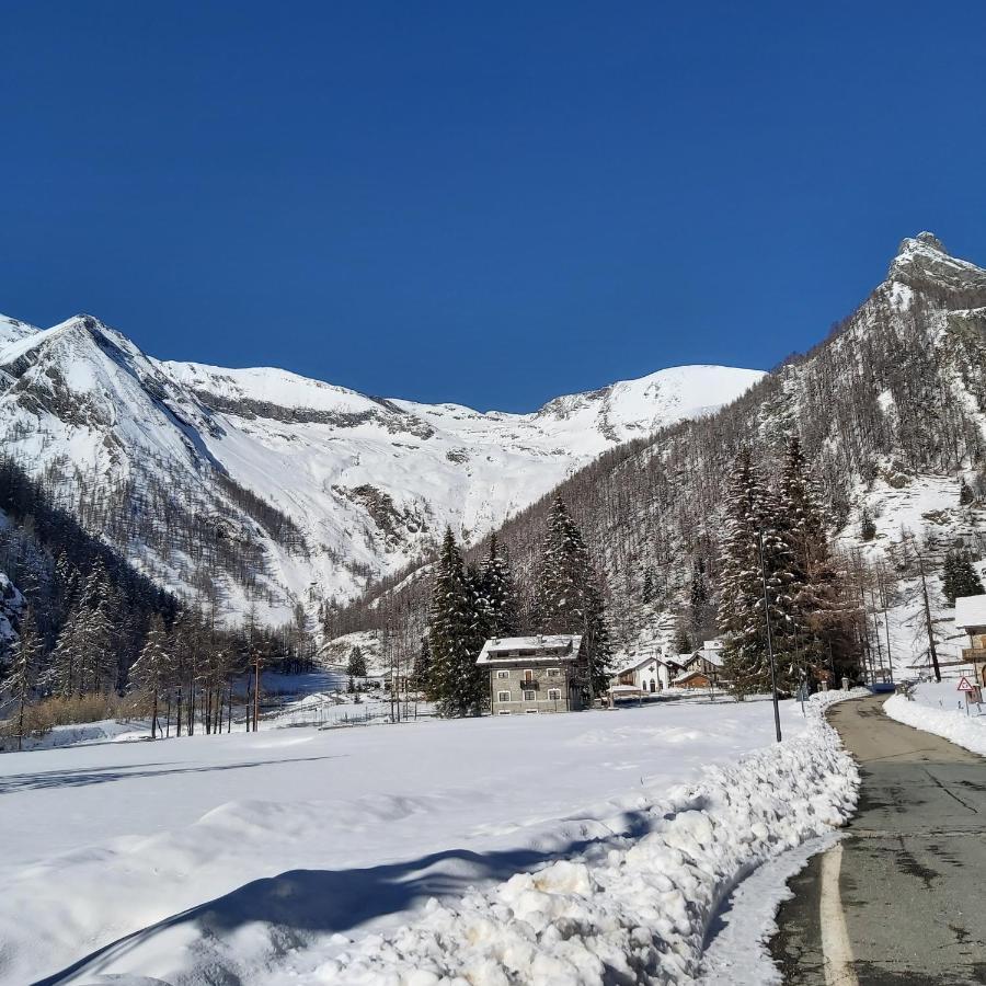 Chalet Rosa Dei Monti Hotel Valprato Soana Buitenkant foto