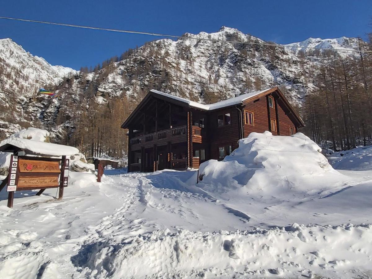 Chalet Rosa Dei Monti Hotel Valprato Soana Buitenkant foto