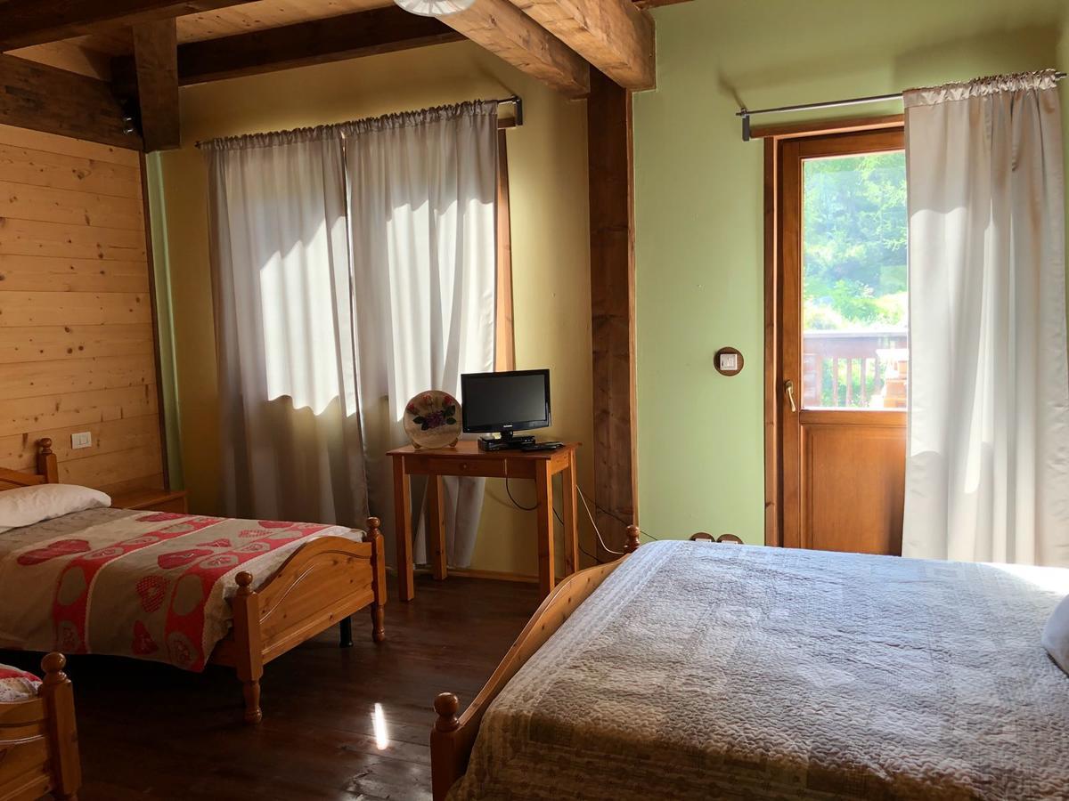 Chalet Rosa Dei Monti Piamprato Buitenkant foto