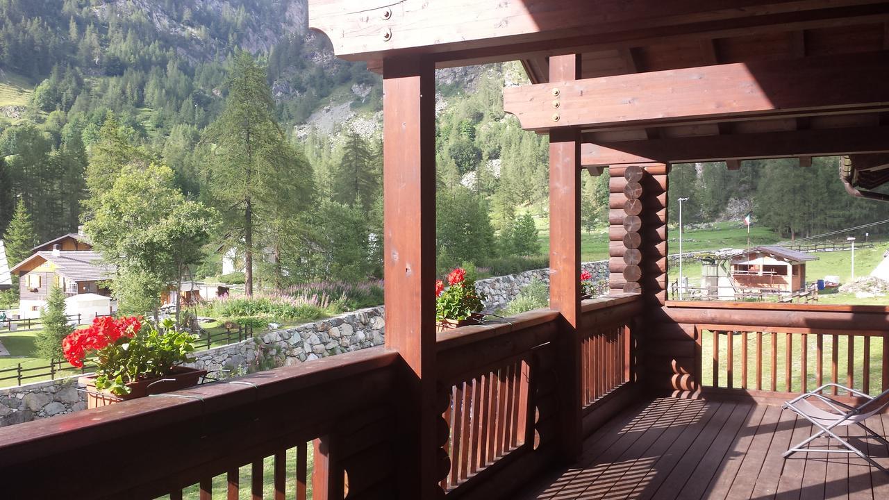 Chalet Rosa Dei Monti Piamprato Buitenkant foto